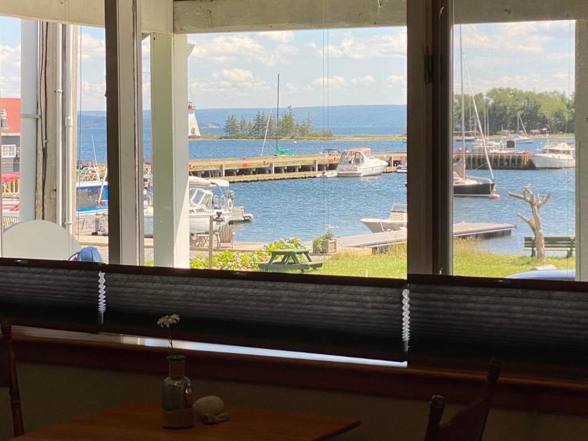 The Water'S Edge Inn & Gallery Baddeck Inlet Zewnętrze zdjęcie